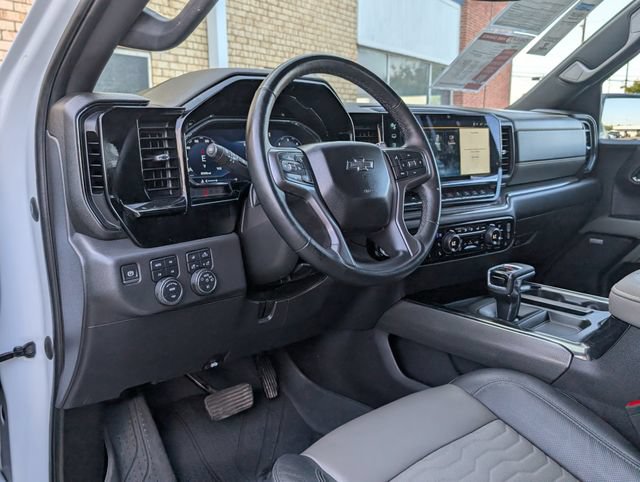 Used 2024 Chevrolet Silverado 1500 ZR2 AWD/4WD image 4