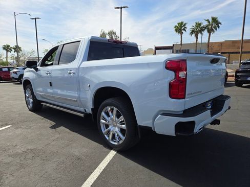 New 2026 Chevrolet Silverado 1500 High Country AWD/4WD image 3