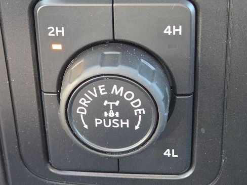 Used 2021 Ford F150 XLT w/ Equipment Group 302A High AWD/4WD image 5