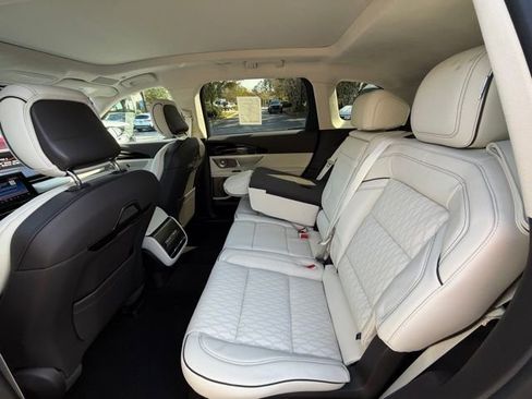 New 2026 Lincoln Nautilus Black Label image 12