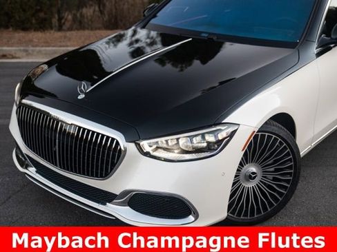 Used 2023 Mercedes-Benz Maybach S 580 4MATIC image 2