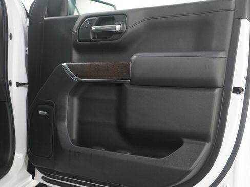 Used 2019 GMC Sierra 1500 Denali image 9