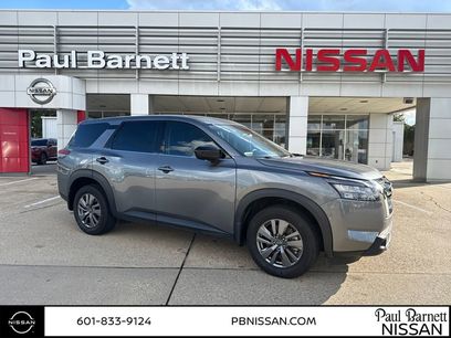 Used 2024 Nissan Pathfinder S