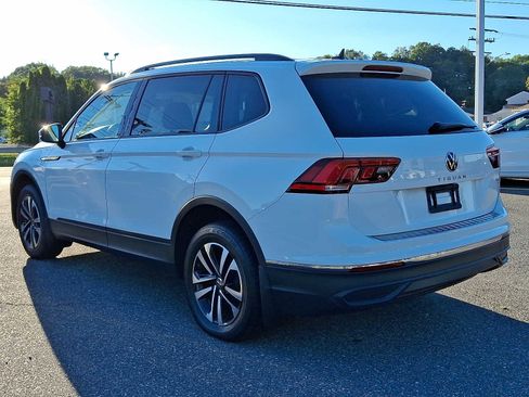 Used 2022 Volkswagen Tiguan S image 4