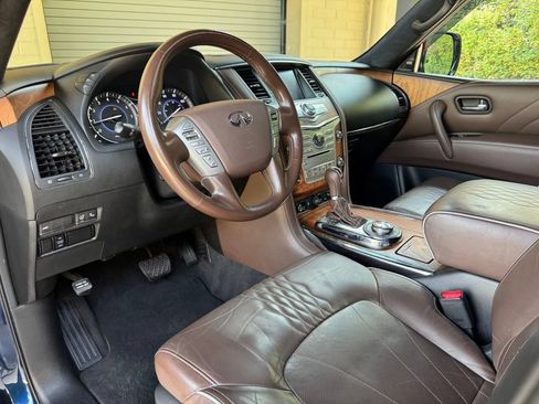 Used 2017 INFINITI QX80 4WD image 12
