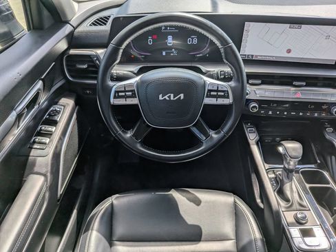 Used 2024 Kia Telluride S FWD image 15