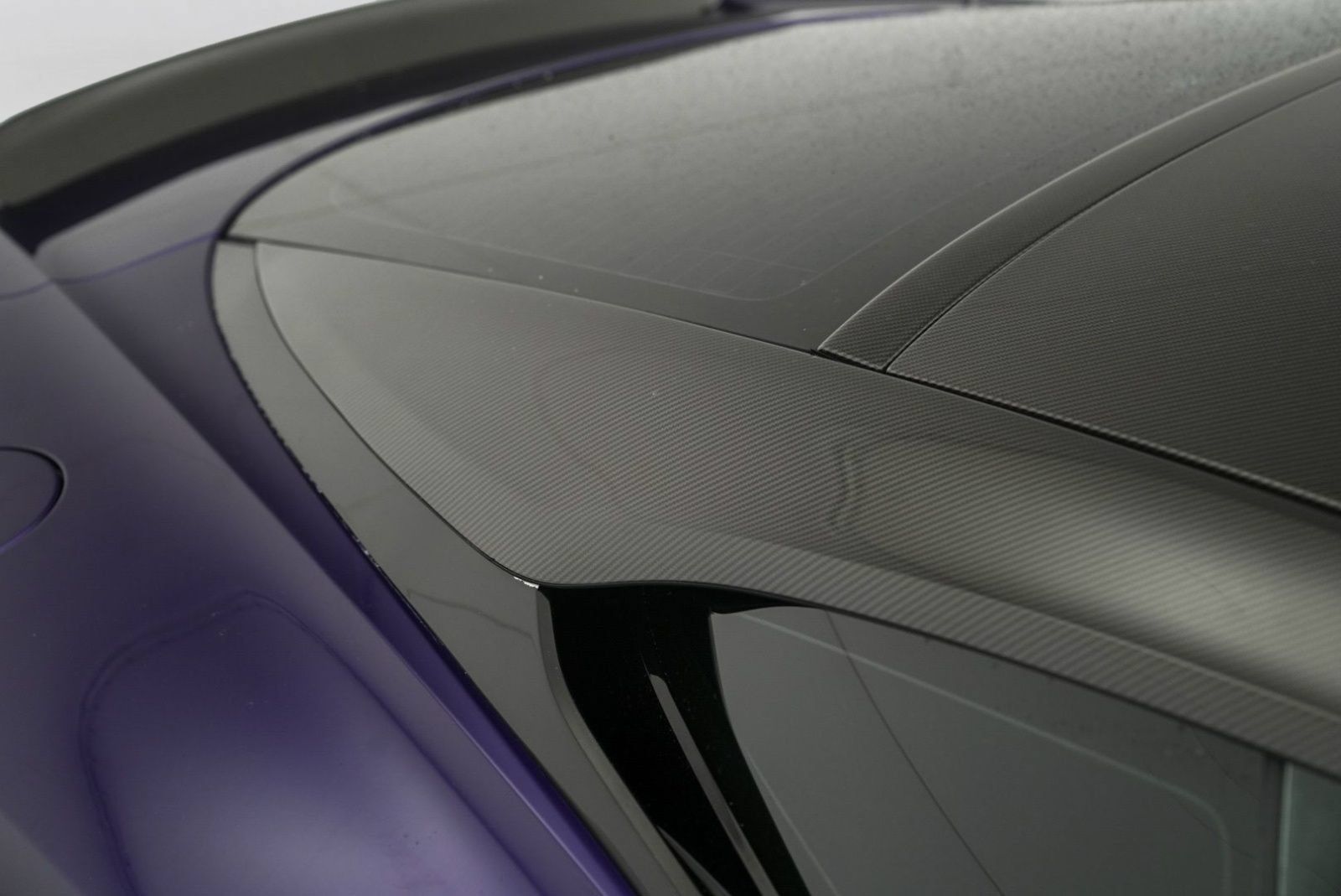 Used 2023 Aston Martin DBS Coupe RWD image 12