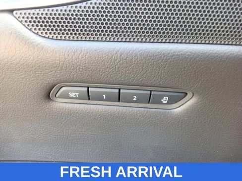Used 2019 Cadillac XT5 Luxury AWD/4WD image 19