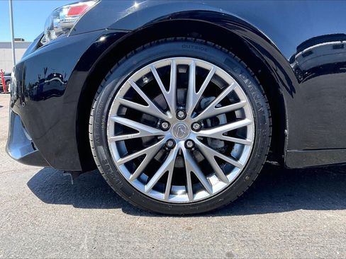 Used 2014 Lexus IS 250 w/ Luxury Package w/Gray Wood RWD image 9
