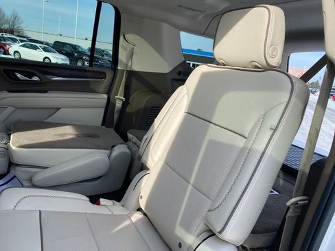 Certified 2022 GMC Yukon XL Denali image 21