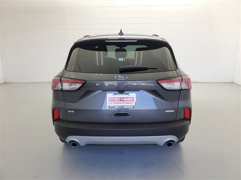 Used 2020 Ford Escape SE image 6