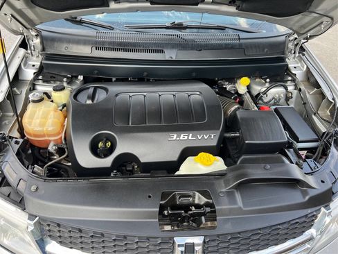 Used 2014 Dodge Journey SXT w/ Flexible Seating Group AWD/4WD image 11