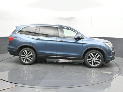 Used 2016 Honda Pilot Touring image 4