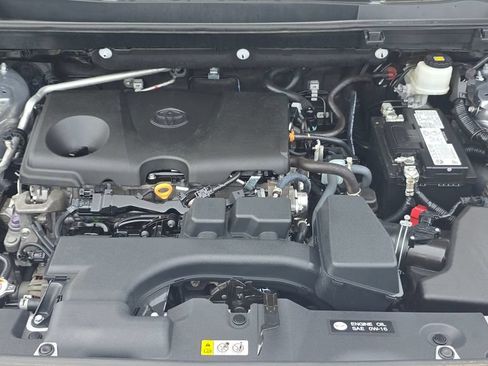 Used 2023 Toyota RAV4 LE FWD image 11