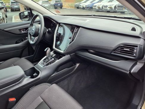 Used 2025 Subaru Outback Premium w/ Popular Package #1A image 16