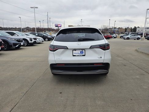 Used 2024 Honda HR-V EX-L image 6
