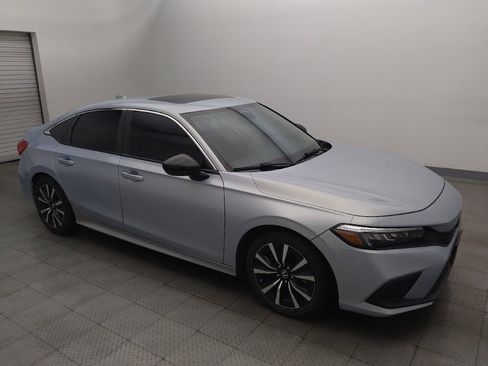 Used 2022 Honda Civic EX image 11