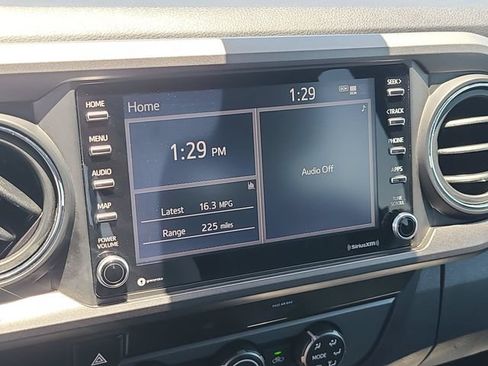 Used 2020 Toyota Tacoma TRD Sport AWD/4WD image 24