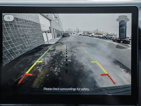 Used 2023 Ford Expedition XLT image 54