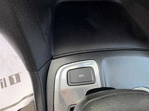 Used 2023 Chevrolet Equinox LT AWD/4WD image 15