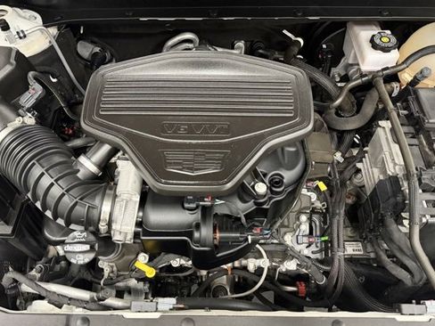 Used 2021 Cadillac XT6 Sport image 9