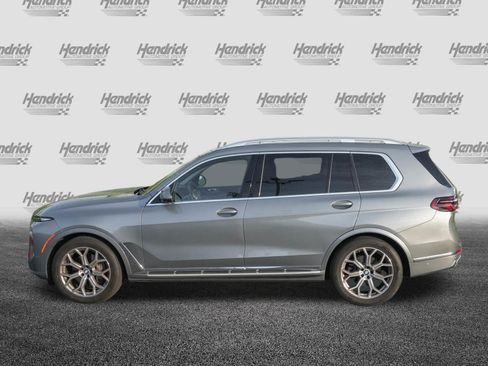 Used 2024 BMW X7 xDrive40i image 6