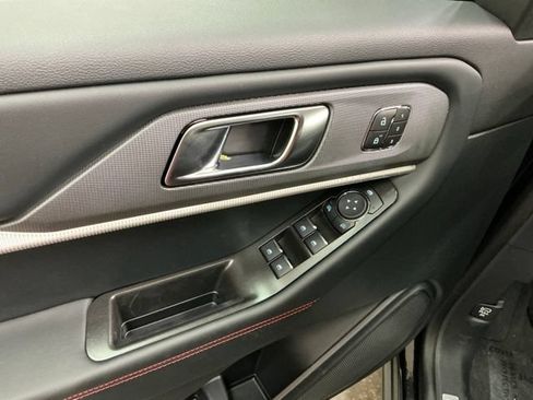 New 2026 Ford Explorer ST-Line w/ ST-Line Street Pack AWD/4WD image 16