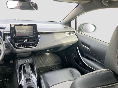 Used 2021 Toyota Corolla XSE image 23