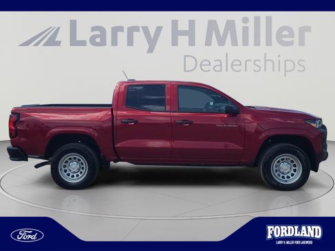 Used 2026 Chevrolet Colorado W/T w/ Advanced Trailering Package AWD/4WD image 6