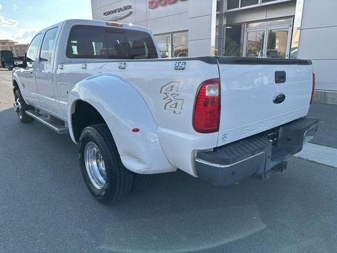 Used 2011 Ford F350 Lariat w/ Lariat Ultimate Pkg image 4