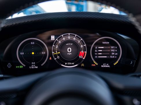 Used 2026 Porsche 911 GT3 RWD image 29