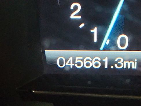 Used 2017 Ford Explorer XLT w/ Equipment Group 202A FWD image 22