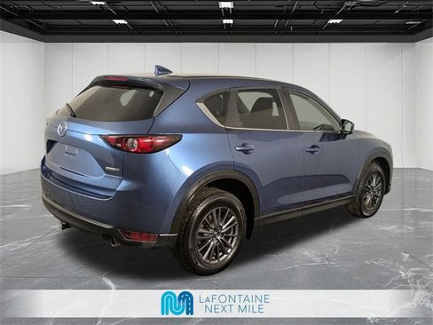 Used 2021 MAZDA CX-5 Touring image 5