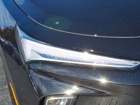 Used 2024 Buick Envista Preferred w/ Convenience II Package image 9