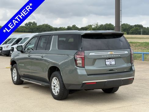 Used 2024 Chevrolet Suburban LT RWD image 6