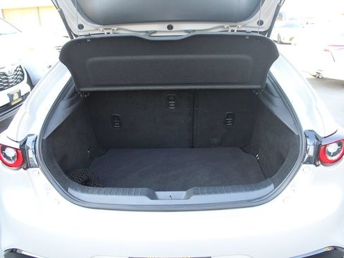 Used 2024 MAZDA MAZDA3 s FWD image 30