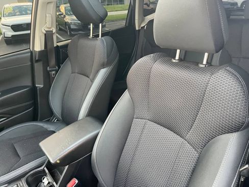 Used 2022 Subaru Forester Premium AWD/4WD image 6
