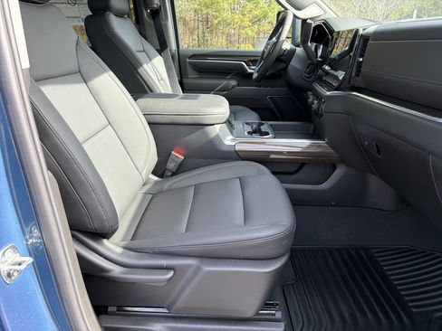 New 2026 Chevrolet Silverado 2500 LT w/ Leather Package image 13