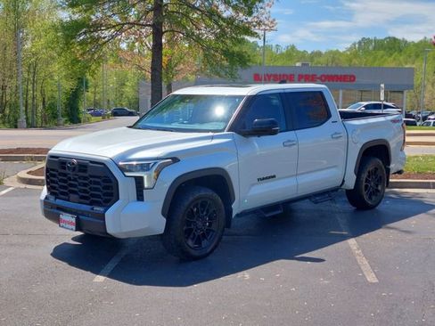 Used 2024 Toyota Tundra Limited w/ TRD Off-Road Package AWD/4WD image 7