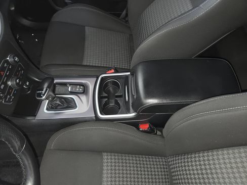 Used 2021 Dodge Charger Scat Pack RWD image 17