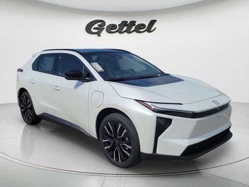 Used 2026 Toyota bZ AWD/4WD image 3