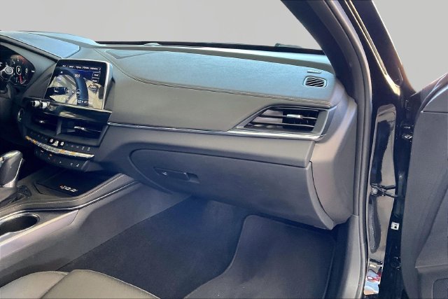 Certified 2025 Cadillac CT4 Premium Luxury w/ Technology Package RWD image 18