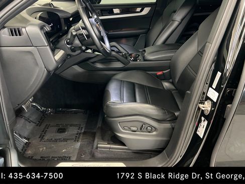 Used 2024 Porsche Cayenne S w/ Premium Package Plus (PP1) image 17