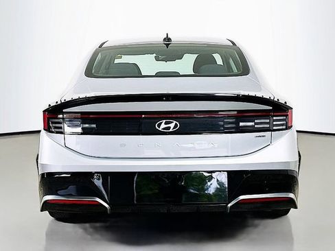 Used 2025 Hyundai Sonata SEL FWD image 6