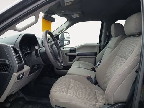 Used 2020 Ford F250 XLT AWD/4WD image 6