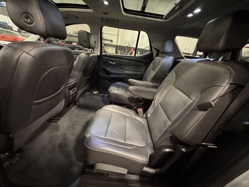 Used 2021 Chevrolet Traverse Premier w/ Redline Edition image 21