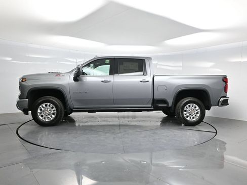 New 2026 Chevrolet Silverado 2500 LTZ w/ LTZ Premium Package AWD/4WD image 60