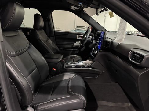 Used 2022 Ford Explorer ST w/ Equipment Group 401A image 39