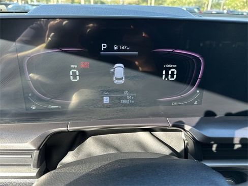 Used 2023 Kia Telluride LX image 10