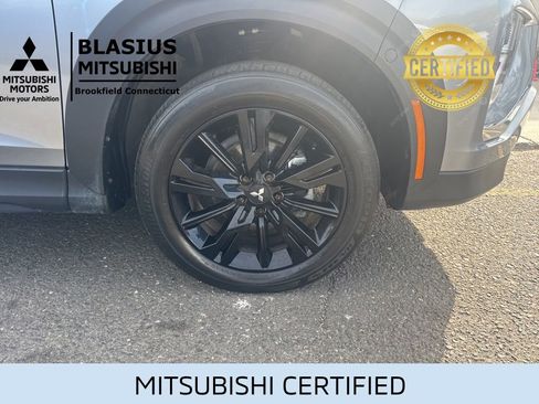 Used 2024 Mitsubishi Eclipse Cross AWD image 3